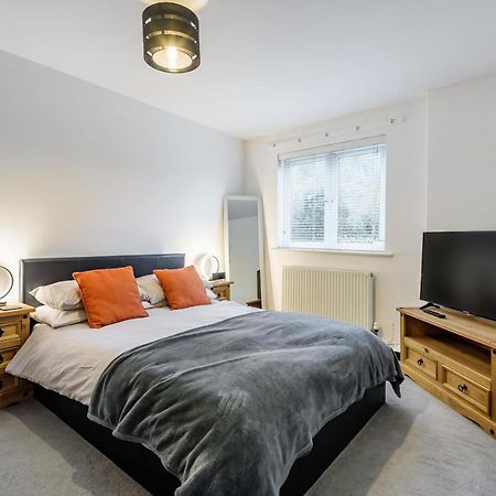 Stylish 2 Bedroom Apartment, Central Exeter, Parking On Site Exteriör bild